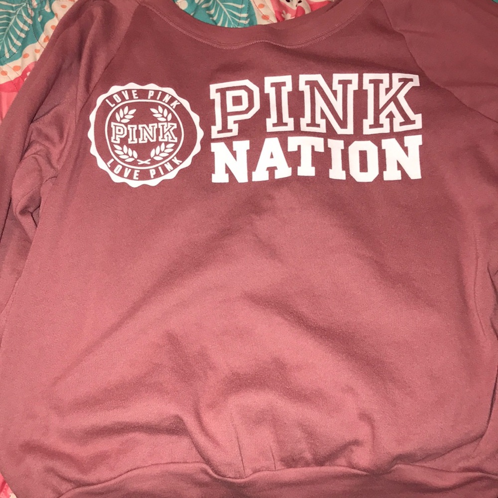A sweatshirt